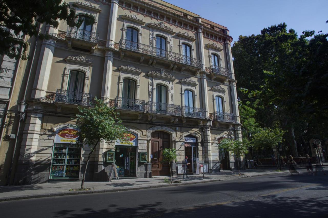 Palazzo Pastura B&B And Apartments CTA Eksteriør billede