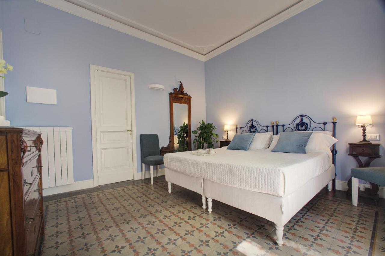 Palazzo Pastura B&B And Apartments CTA Eksteriør billede