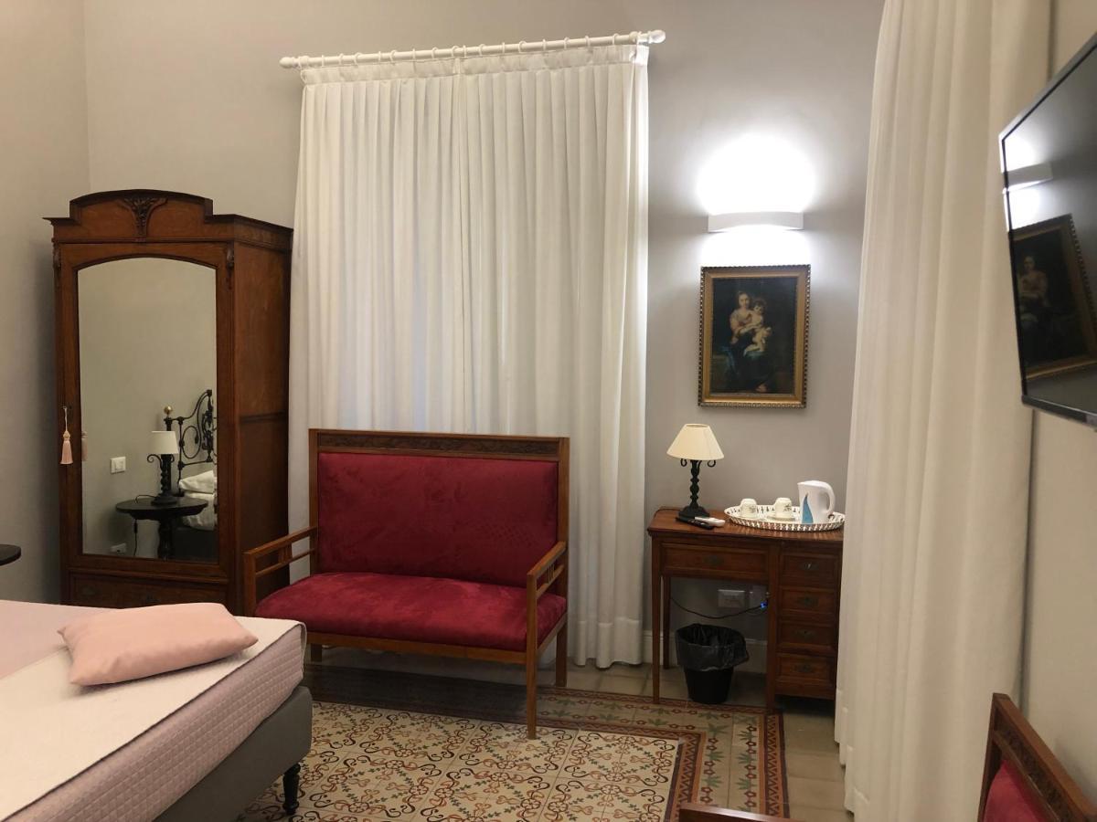 Palazzo Pastura B&B And Apartments CTA Eksteriør billede