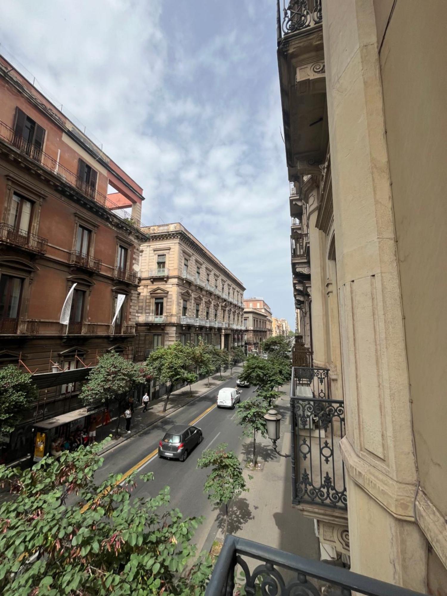 Palazzo Pastura B&B And Apartments CTA Eksteriør billede